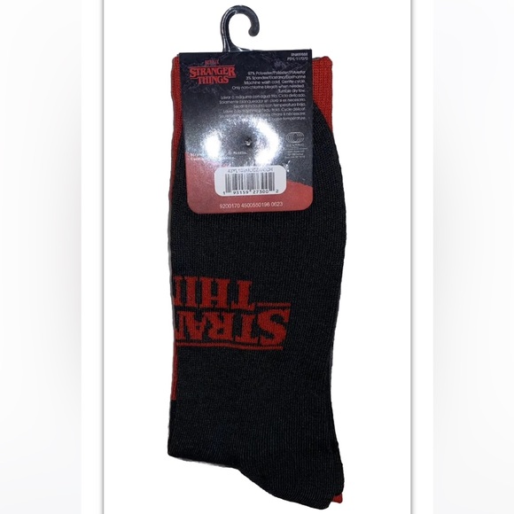 Stranger Things Crew Socks 2 Pair Men 6-12 Gray Red Black Demogorgon NEW Netflix - Picture 3 of 10